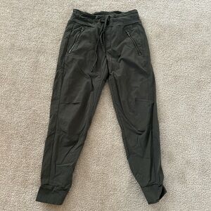 Athleta Trekkie Dark Green Jogger Pants